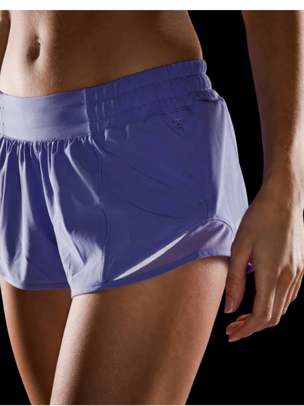 Lululemon NEW shorty Hot LR Shorts 2.5 inch lined dark lavender